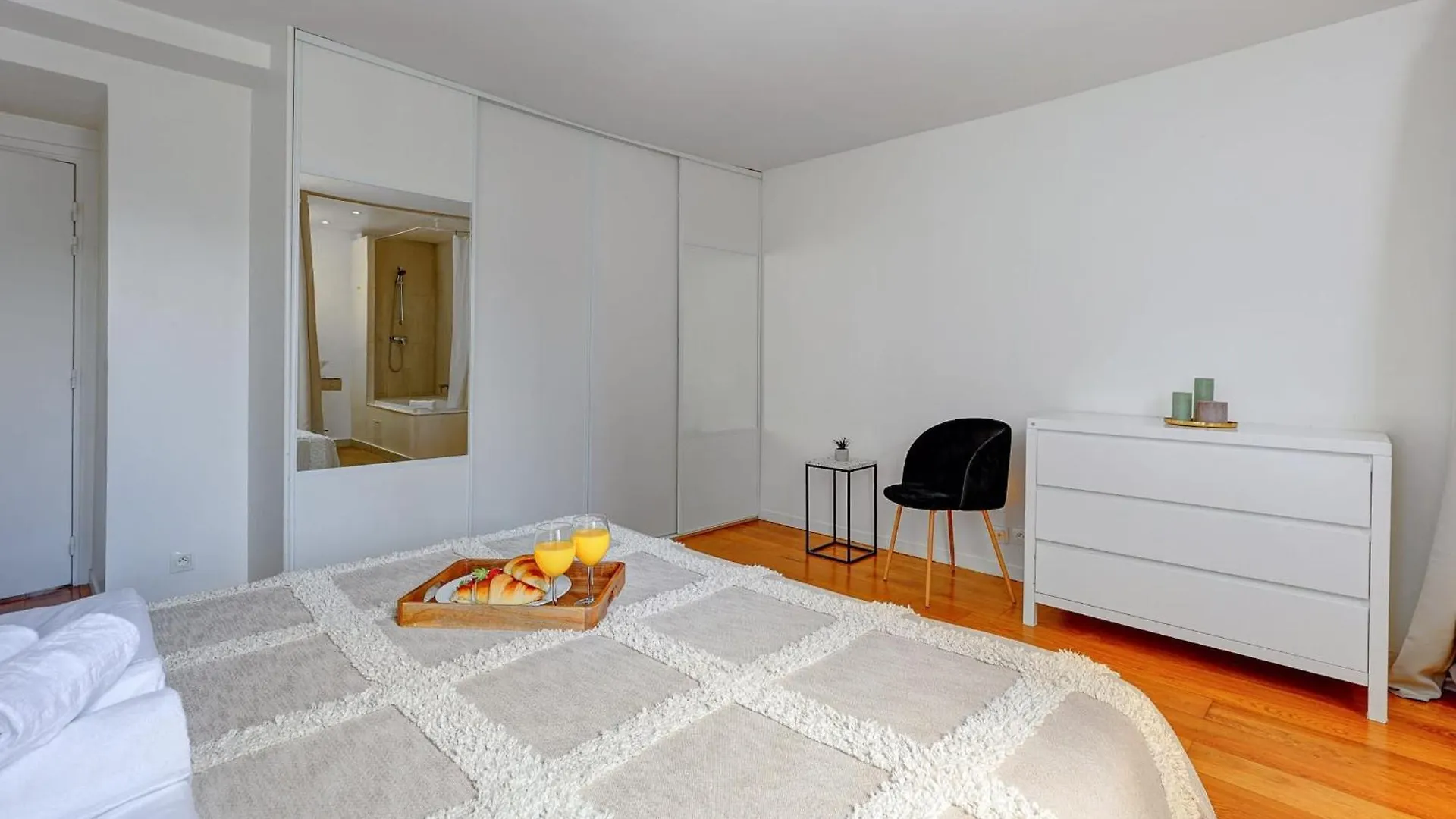 Les Halles Apartment Paris